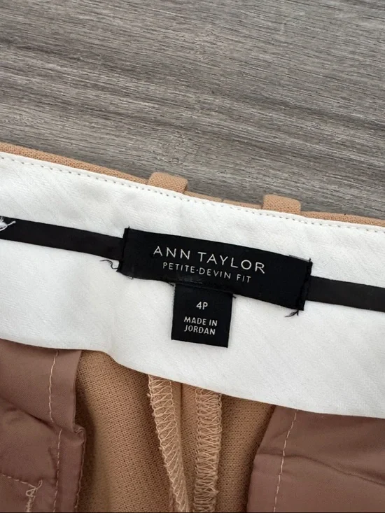Ann Taylor 4 petite dress pants trousers camel tan Devin fit work wear business - Picture 5 of 9